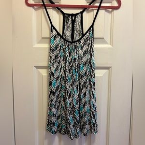 Maurice’s Geometric Cami Size M